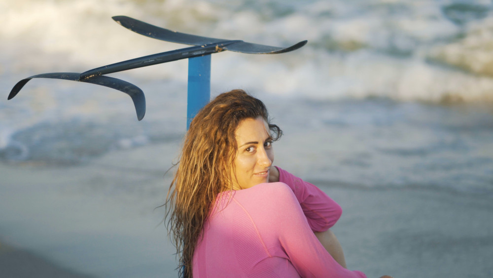 The Board That Flies: Is an Electric Hydrofoil Board Worth the Hype?
